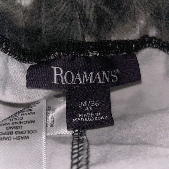 Capri pants - Picture 3 of 3